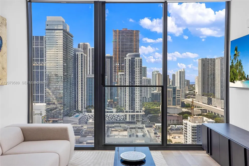 20 NE 11th St #3009 Miami, FL 33132
