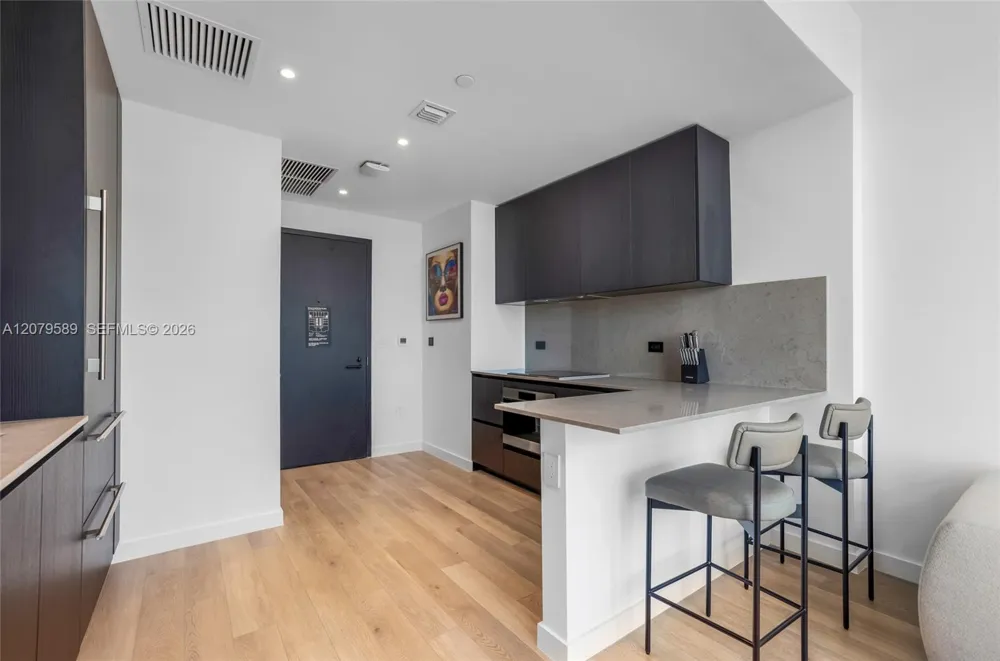 20 NE 11th St #3009 Miami, FL 33132