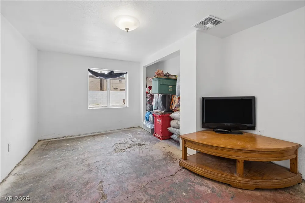1025 Yucca Avenue Las Vegas, NV 89104