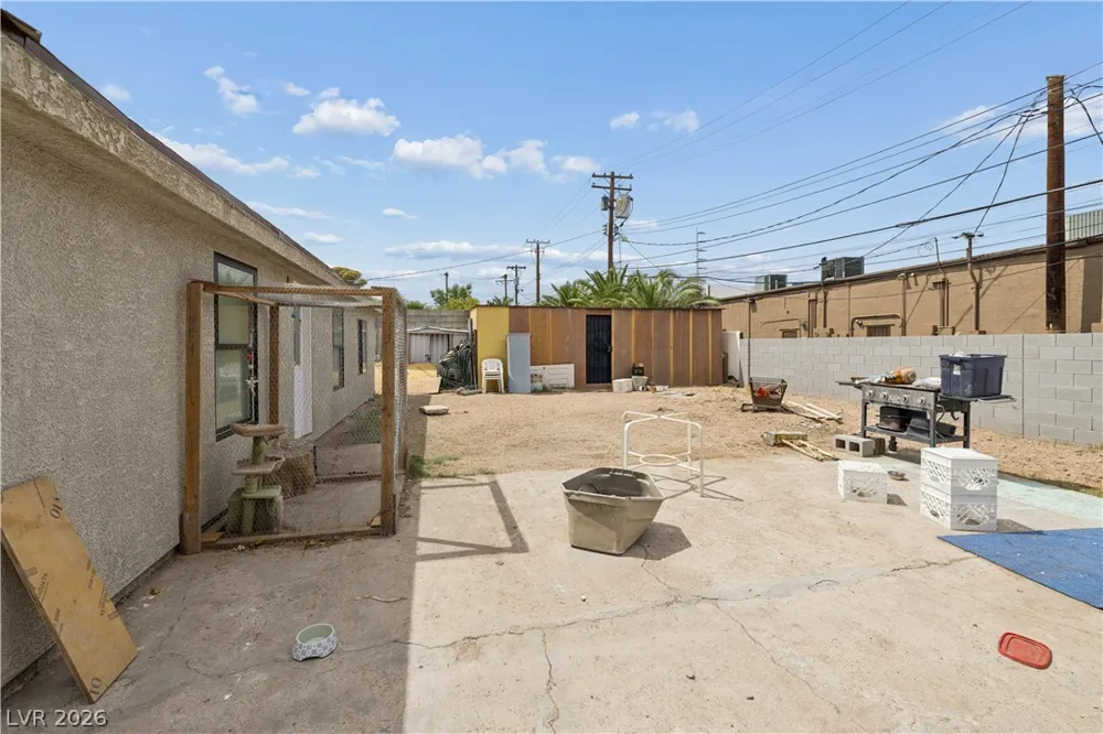 1025 Yucca Avenue Las Vegas, NV 89104