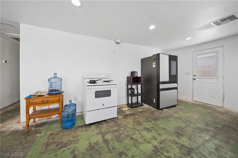 1025 Yucca Avenue Las Vegas, NV 89104