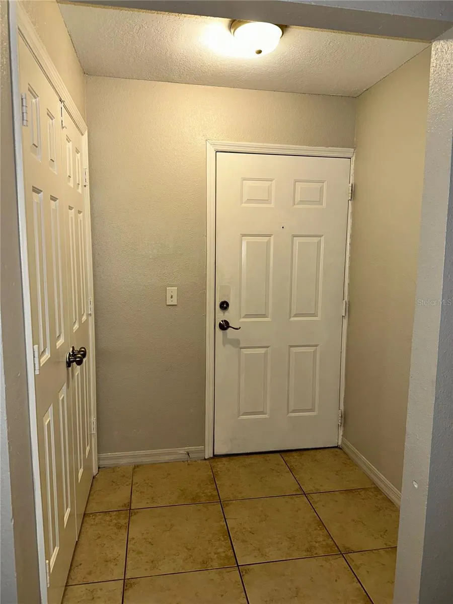 4184 VERSAILLES DRIVE #4184D Orlando, FL 32808