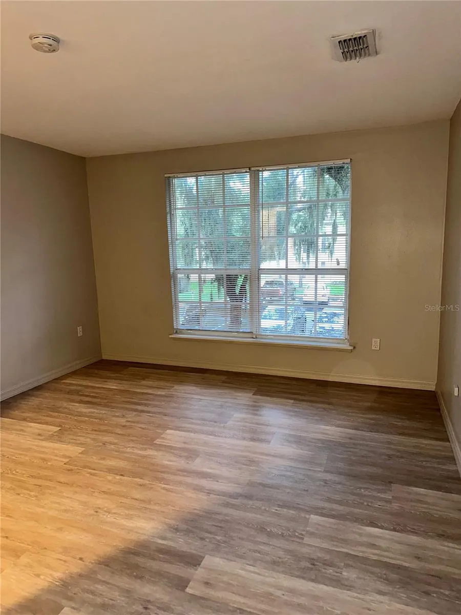 4184 VERSAILLES DRIVE #4184D Orlando, FL 32808