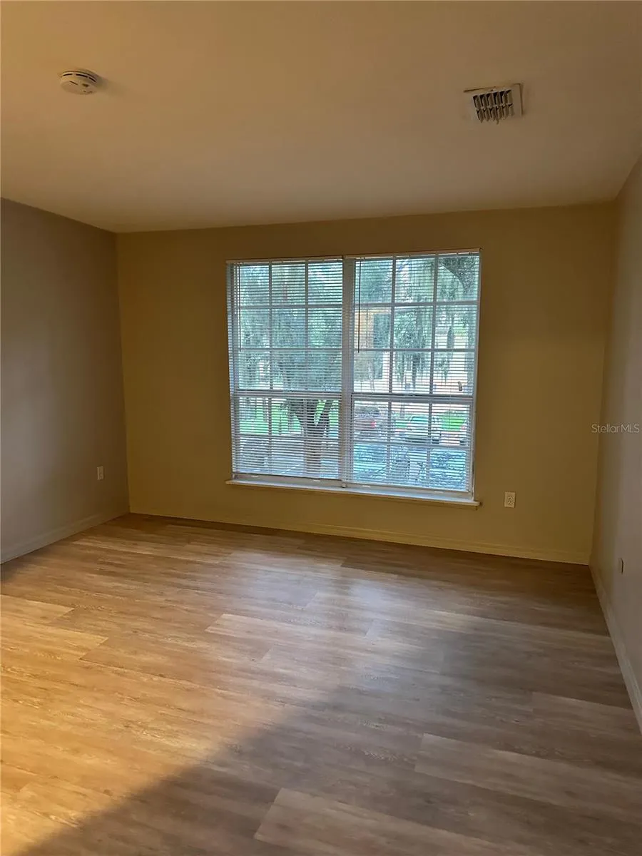 4184 VERSAILLES DRIVE #4184D Orlando, FL 32808