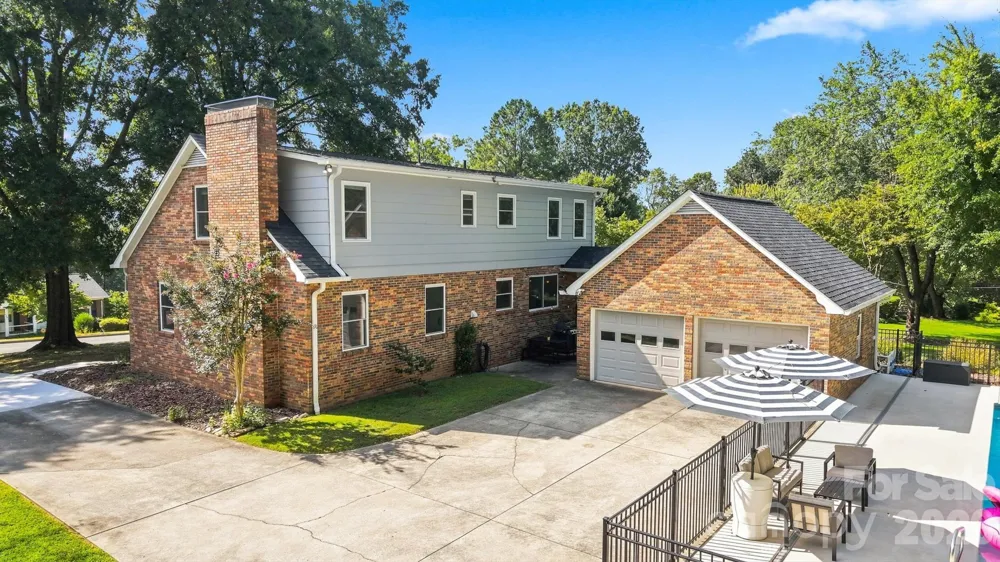 703 Wilmore Street NE Lenoir, NC 28645