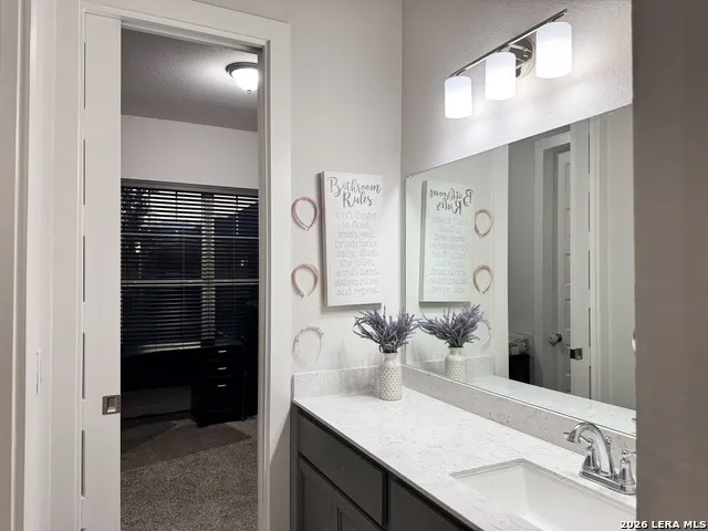 1162 THICKET LN New Braunfels, TX 78132