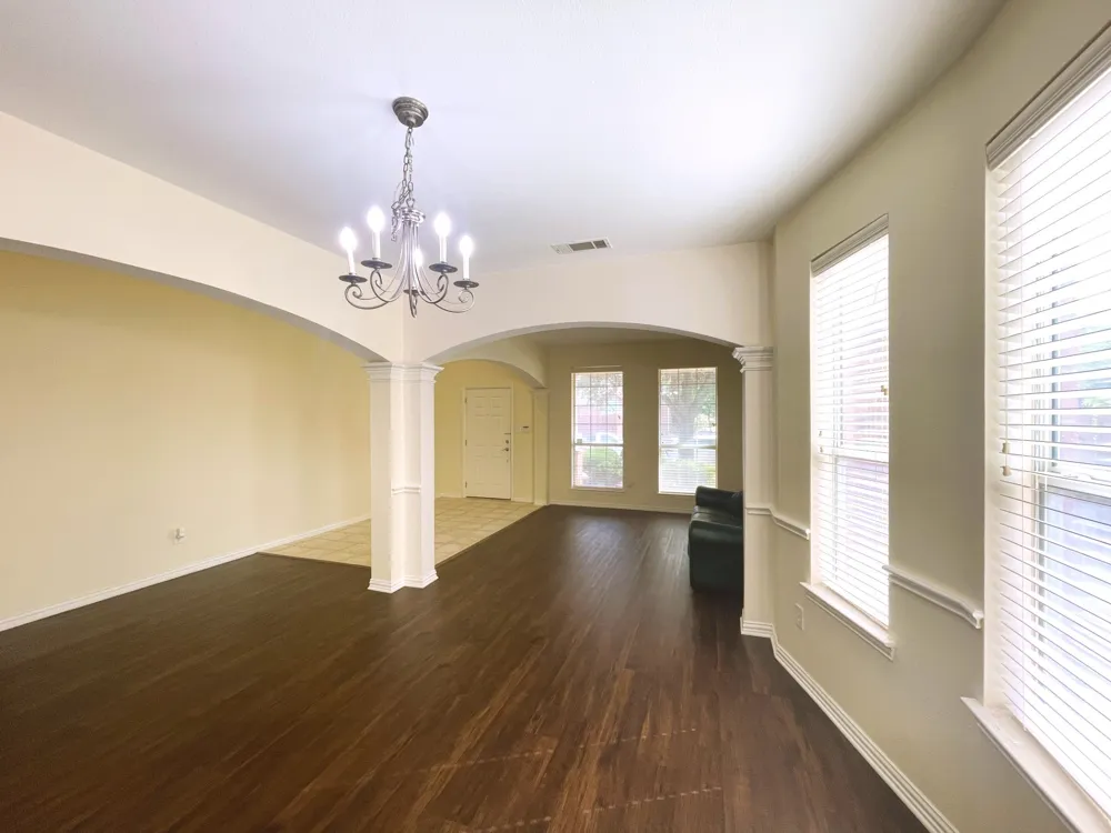 3605 Moultrie Drive Garland, TX 75040