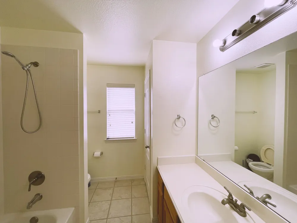 3605 Moultrie Drive Garland, TX 75040