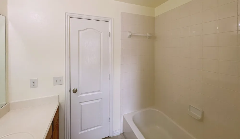 3605 Moultrie Drive Garland, TX 75040