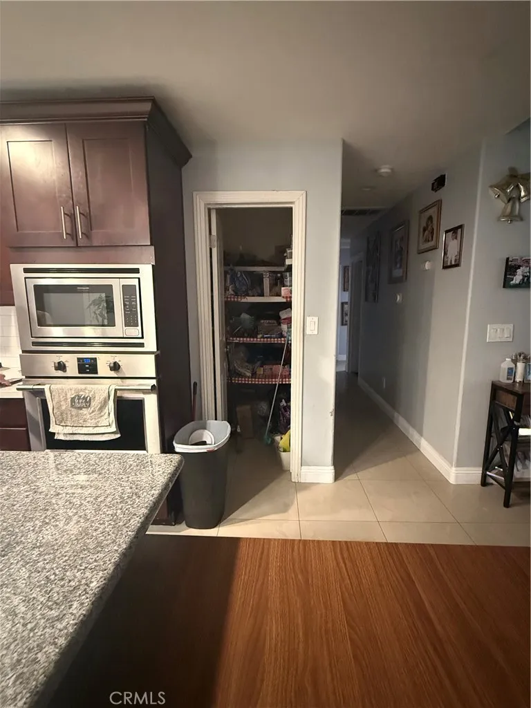 232 1 st Perris, CA 92570