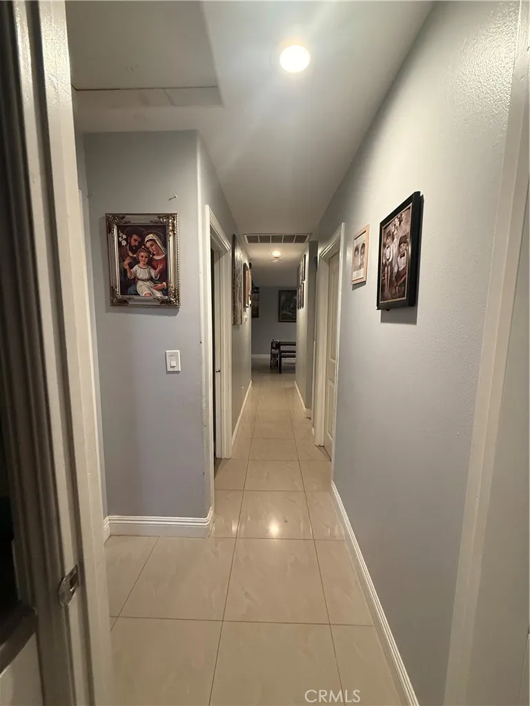 232 1 st Perris, CA 92570