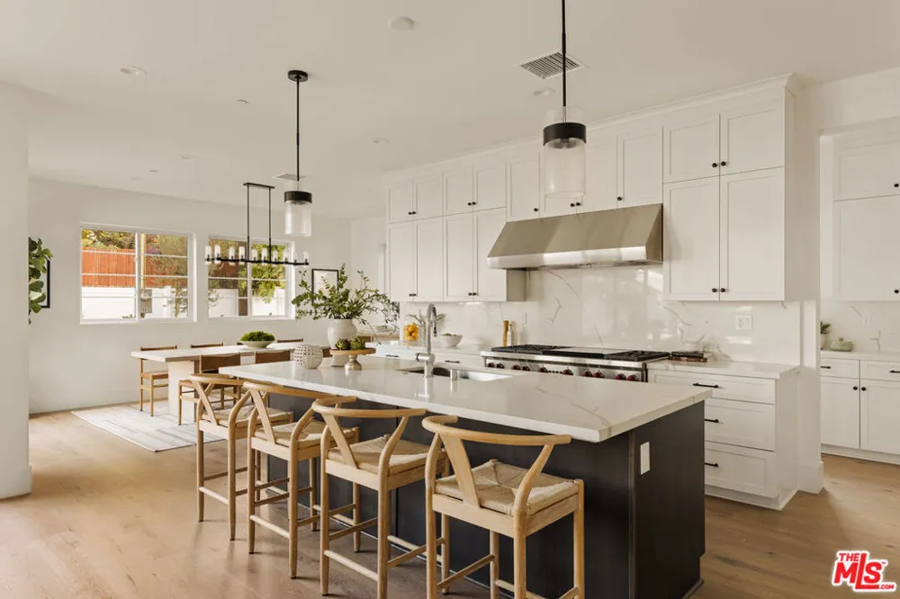1531 Glencoe Avenue Venice, CA 90291