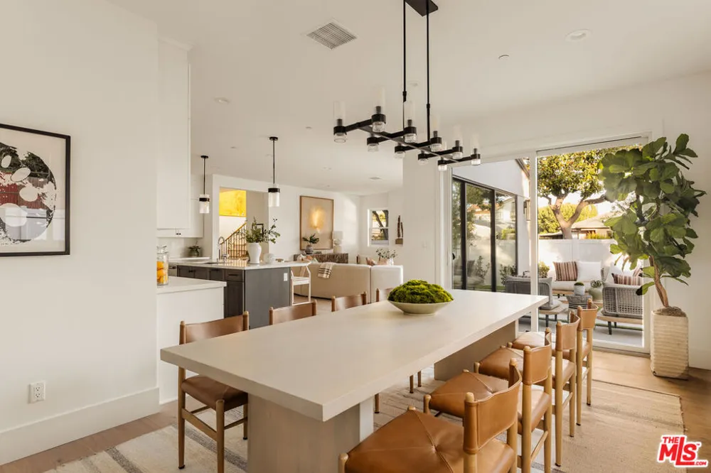1531 Glencoe Avenue Venice, CA 90291