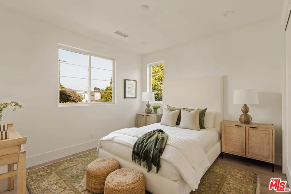 1531 Glencoe Avenue Venice, CA 90291