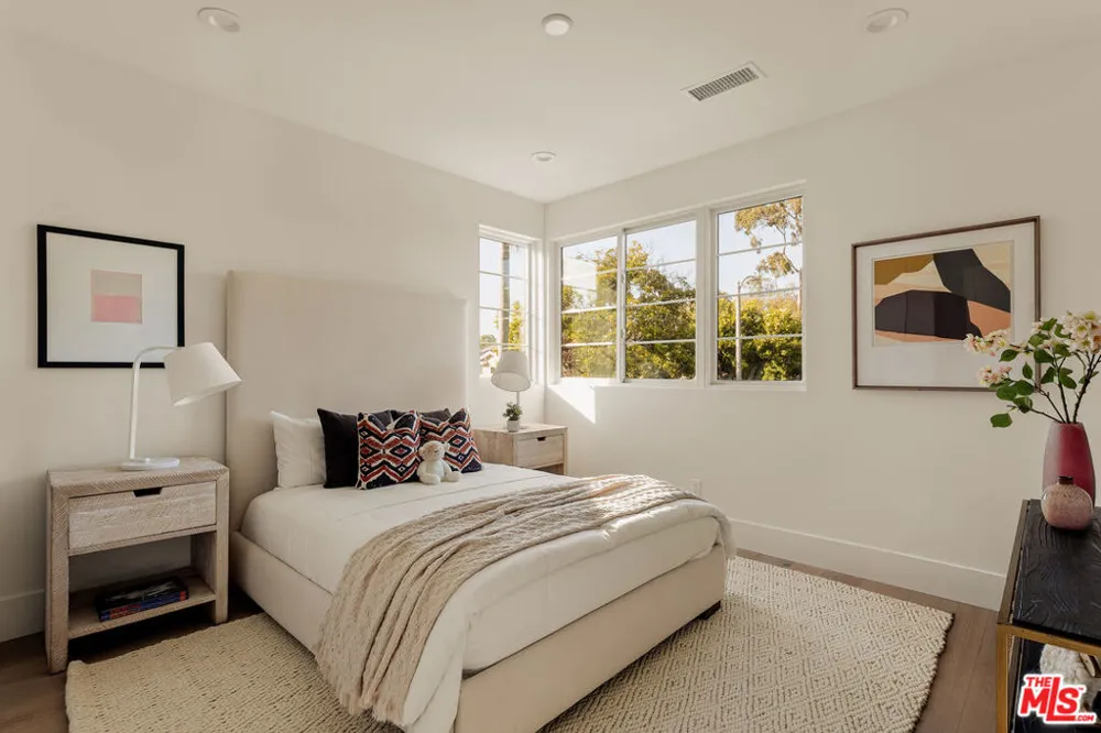 1531 Glencoe Avenue Venice, CA 90291