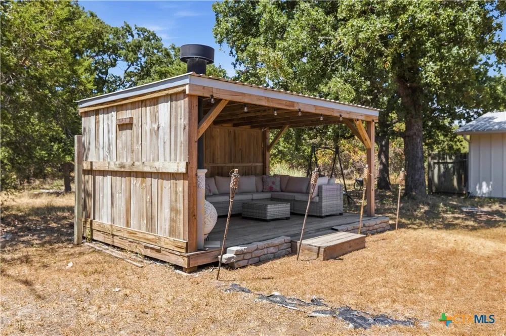 370 County Road 3106 Kempner, TX 76539