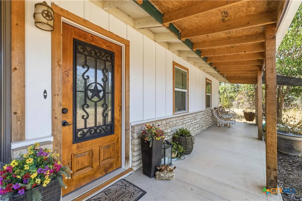 370 County Road 3106 Kempner, TX 76539