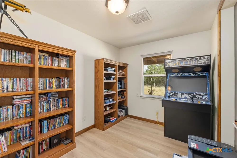 370 County Road 3106 Kempner, TX 76539