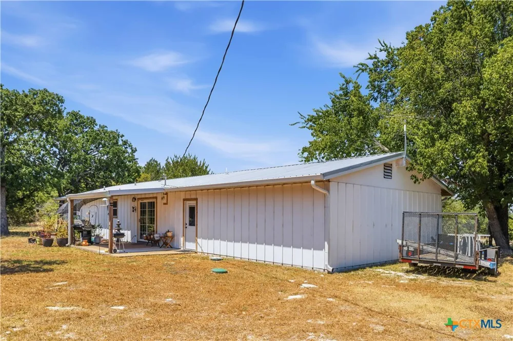370 County Road 3106 Kempner, TX 76539