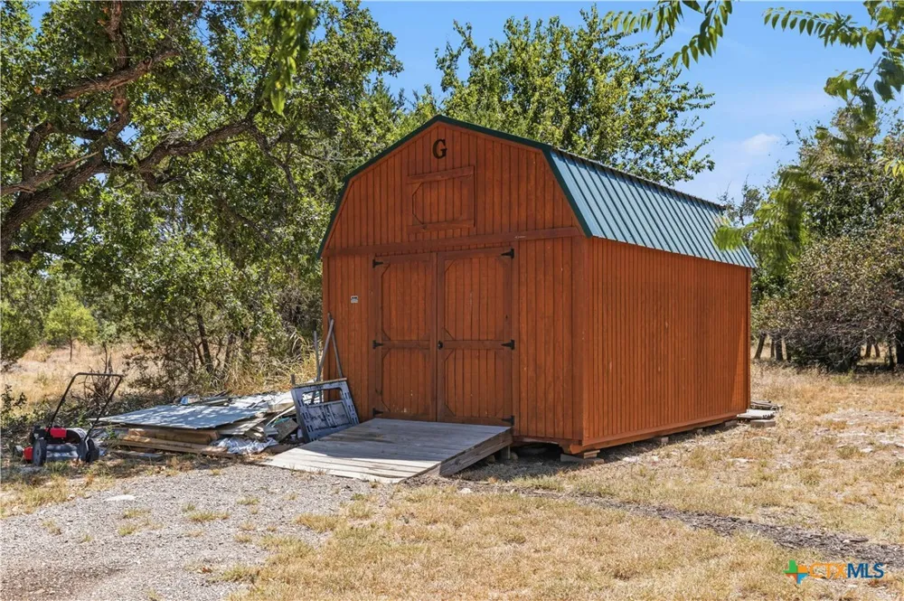 370 County Road 3106 Kempner, TX 76539