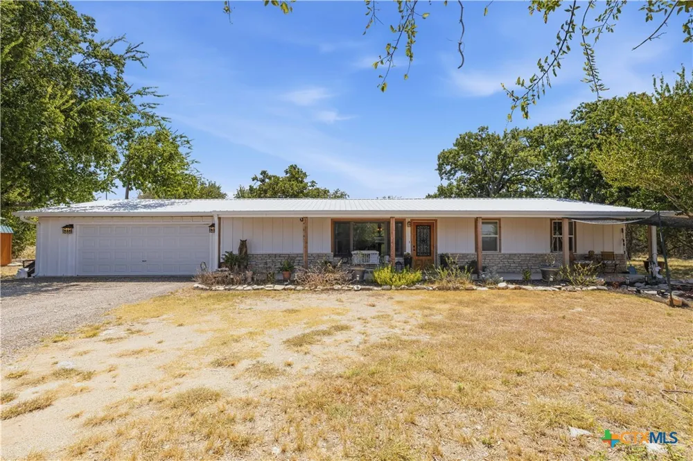 370 County Road 3106 Kempner, TX 76539