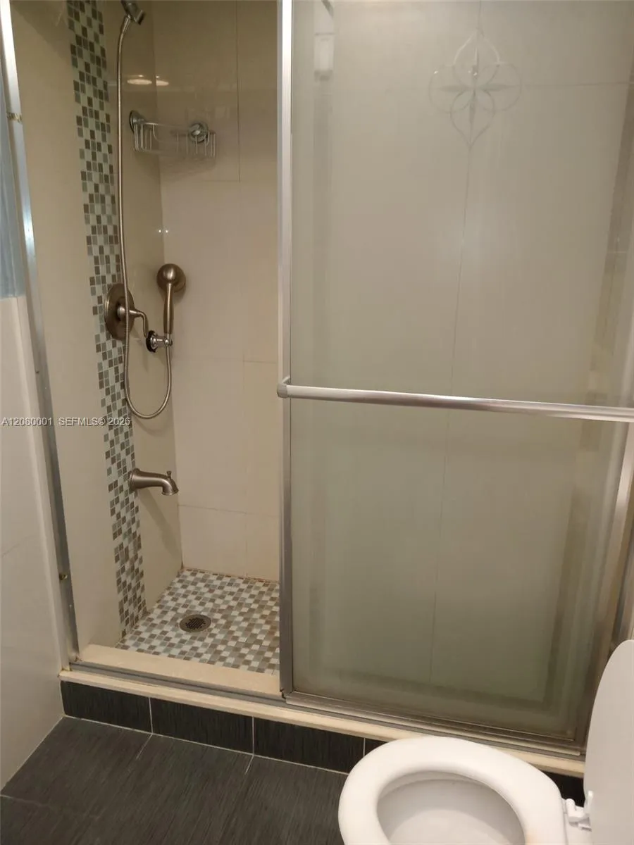 319 NE 14th Ave #604 Hallandale Beach, FL 33009