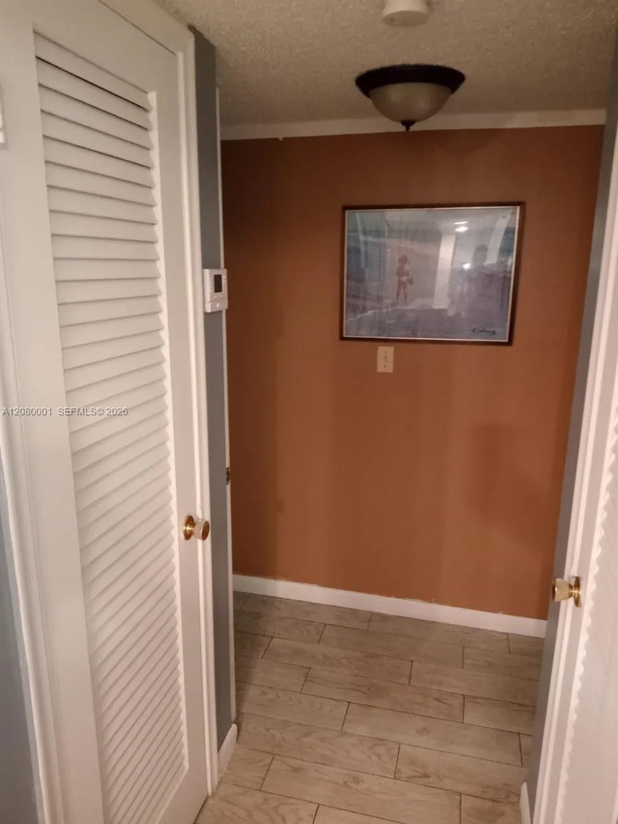 319 NE 14th Ave #604 Hallandale Beach, FL 33009