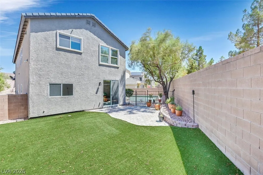 8753 Dodds Canyon Street Las Vegas, NV 89131