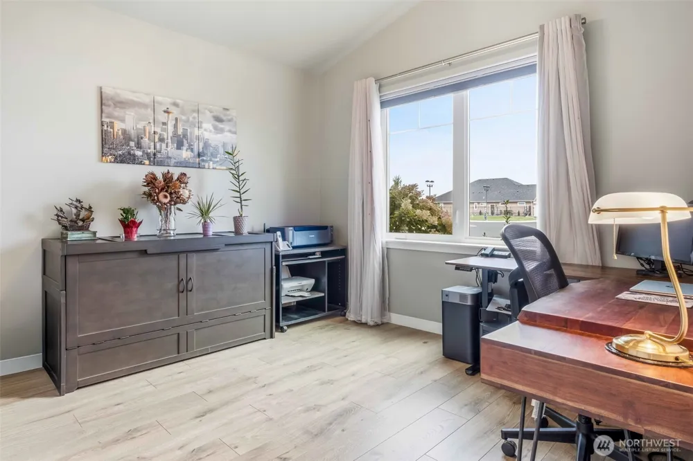 924 S M Loop Drive SW Quincy, WA 98848