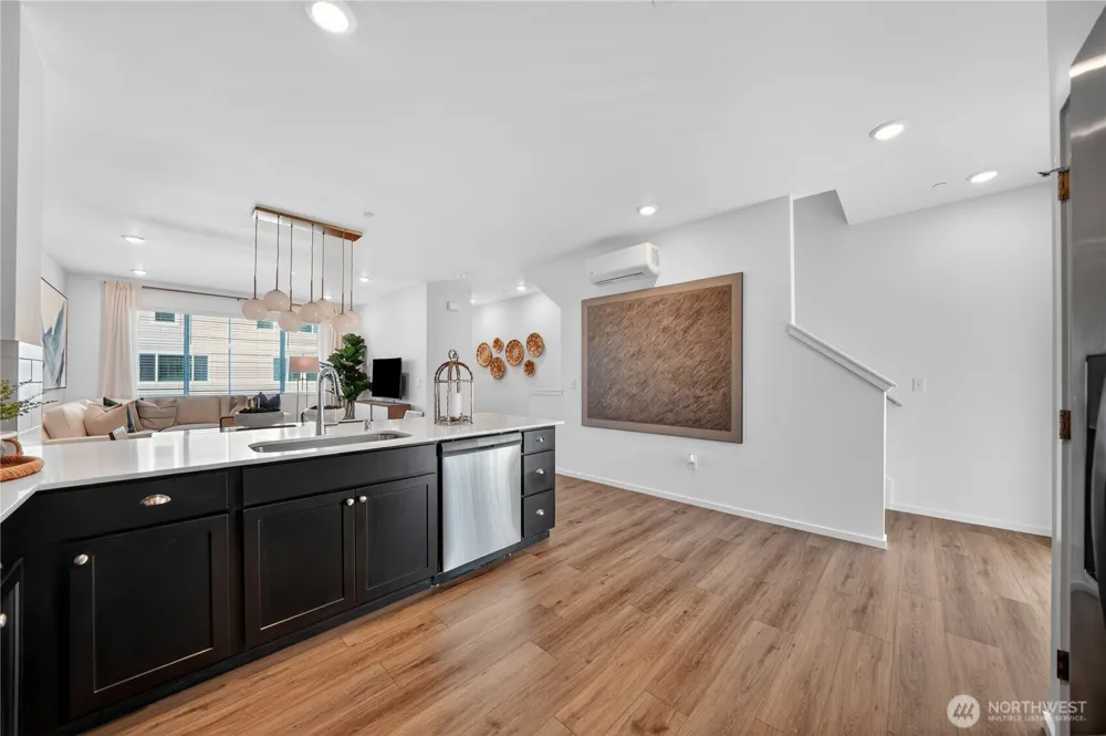 9811 31st Avenue SE #F4 Everett, WA 98208