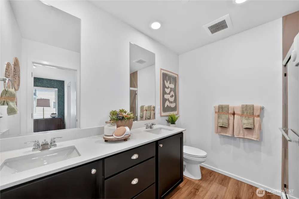 9811 31st Avenue SE #F4 Everett, WA 98208