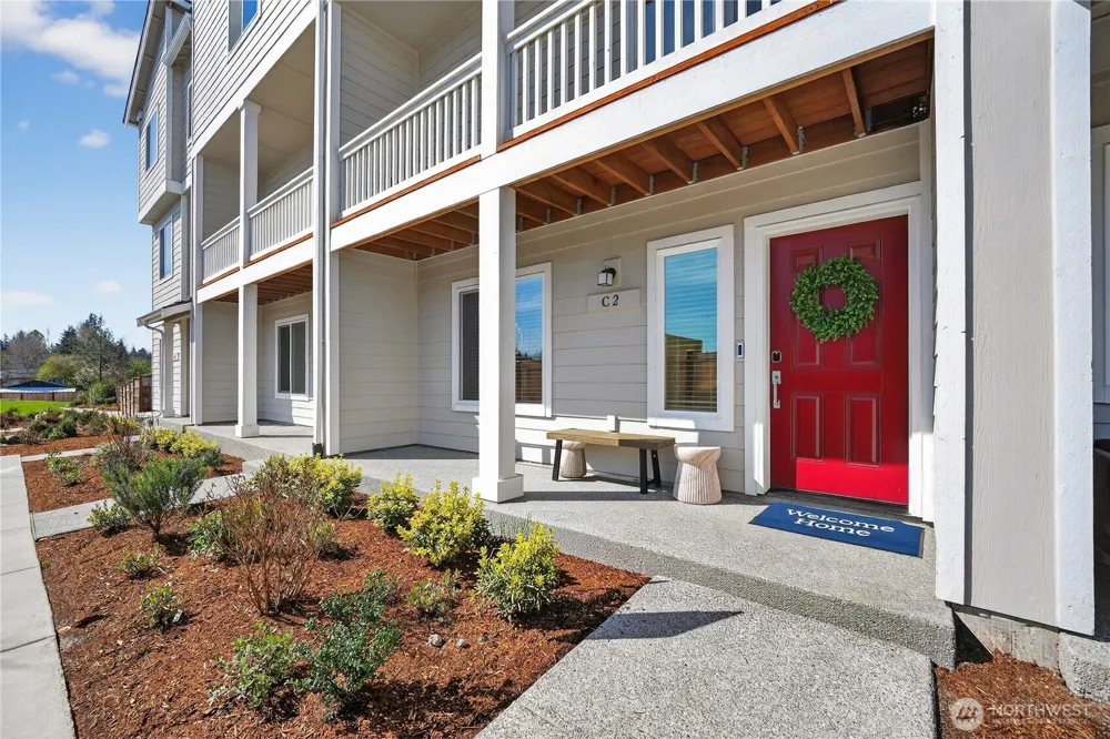 9811 31st Avenue SE #F4 Everett, WA 98208