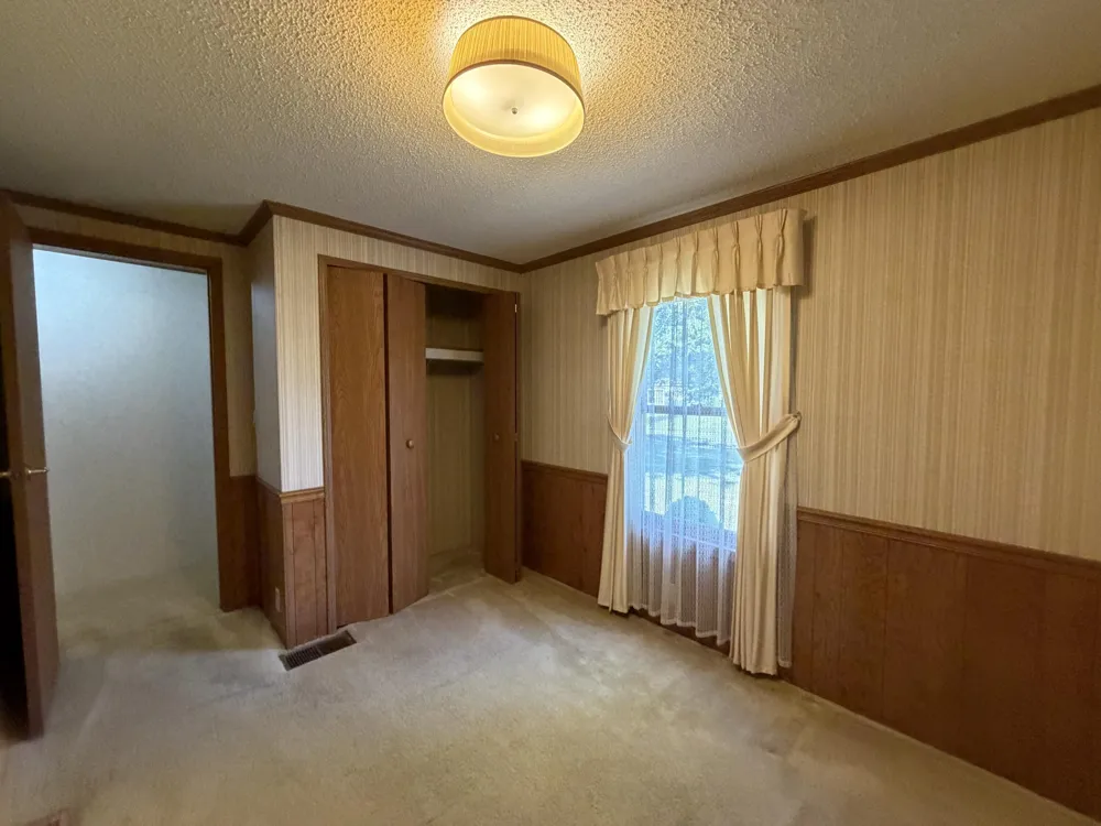 1212 Oak Brook Lane Portage City, MI 49002