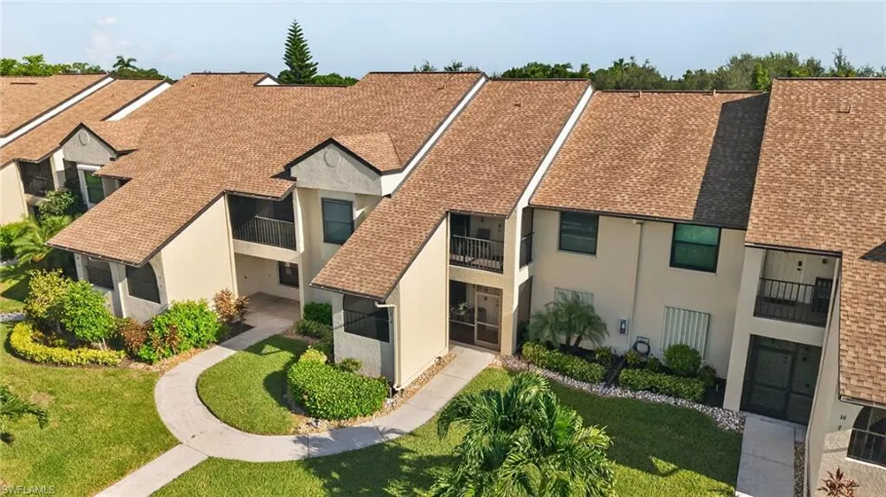 8430 Charter Club Circle #15 Fort Myers, FL 33919