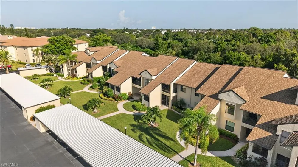 8430 Charter Club Circle #15 Fort Myers, FL 33919