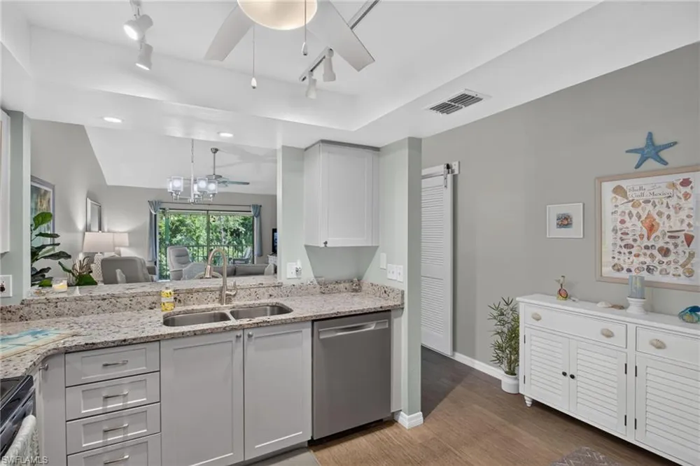 8430 Charter Club Circle #15 Fort Myers, FL 33919