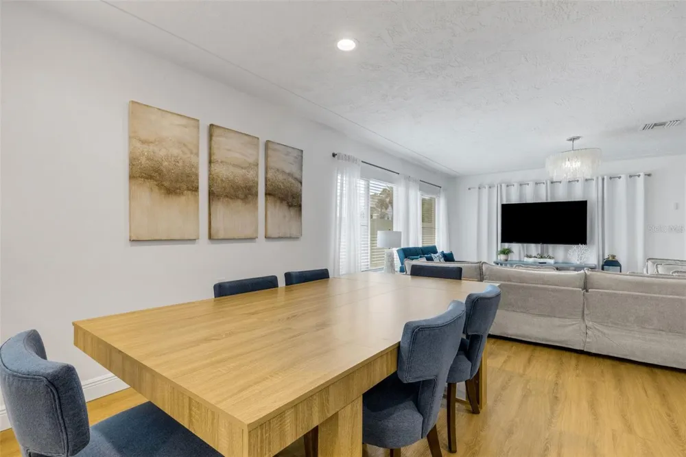 18317 SUNSET BOULEVARD Redington Shores, FL 33708