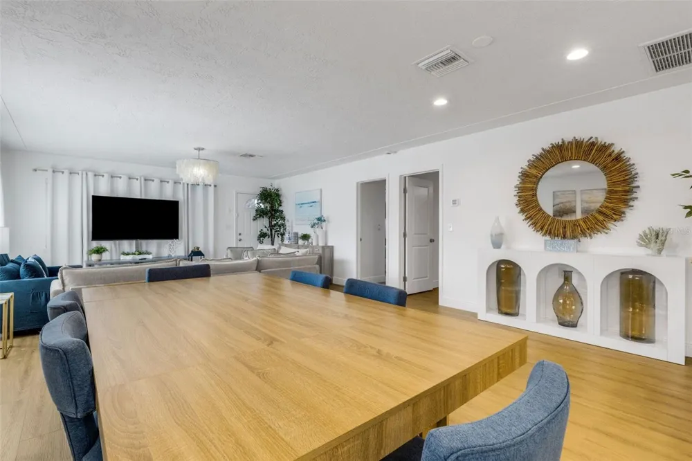 18317 SUNSET BOULEVARD Redington Shores, FL 33708