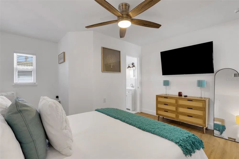 18317 SUNSET BOULEVARD Redington Shores, FL 33708