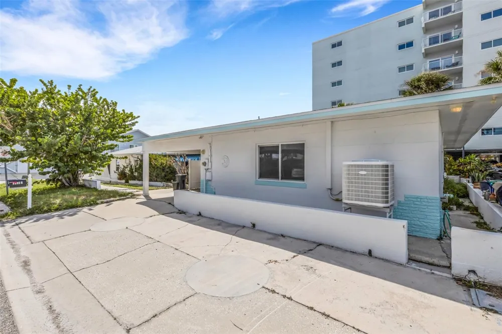 18317 SUNSET BOULEVARD Redington Shores, FL 33708