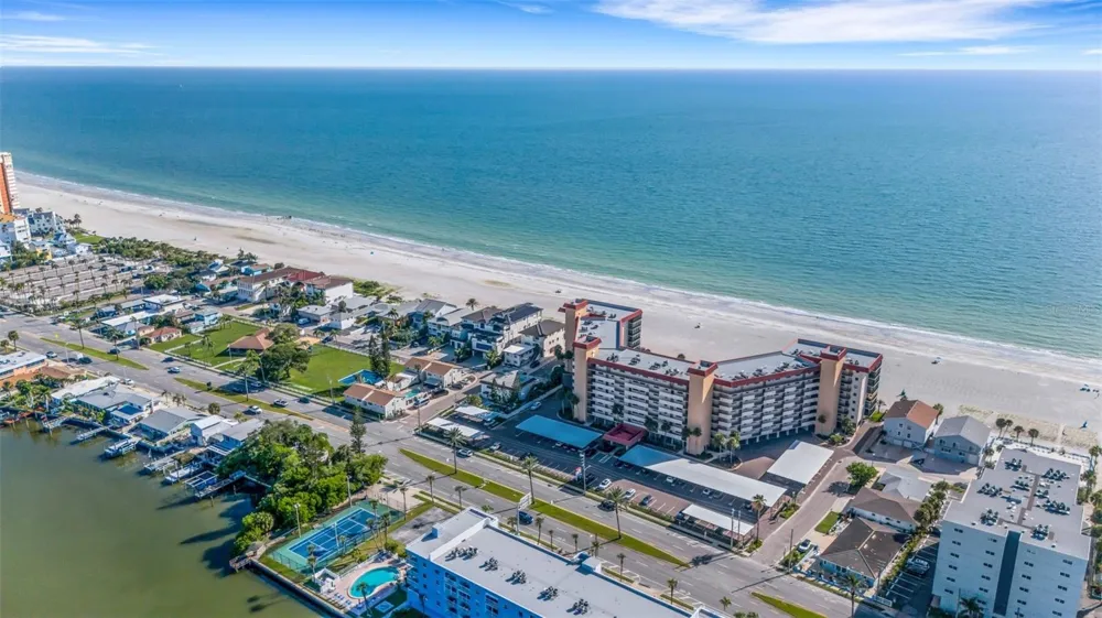 18317 SUNSET BOULEVARD Redington Shores, FL 33708