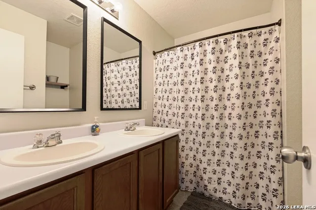 10718 RIMFIRE RUN LN San Antonio, TX 78245