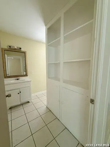 1741 Sacramento San Antonio, TX 78201