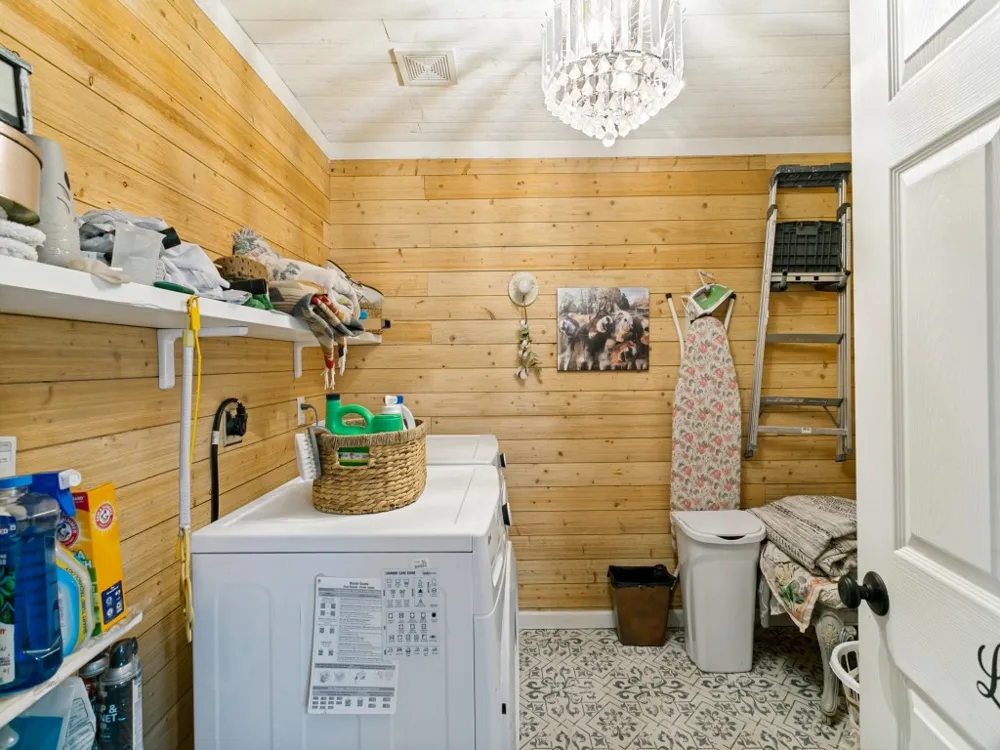 7439 Briar Road Azle, TX 76020