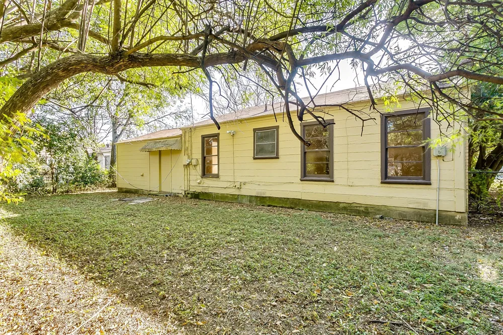 3928 Winfield Avenue Fort Worth, TX 76109
