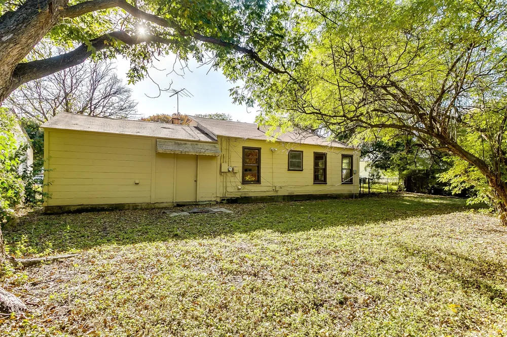 3928 Winfield Avenue Fort Worth, TX 76109