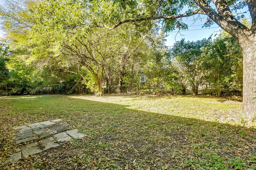 3928 Winfield Avenue Fort Worth, TX 76109