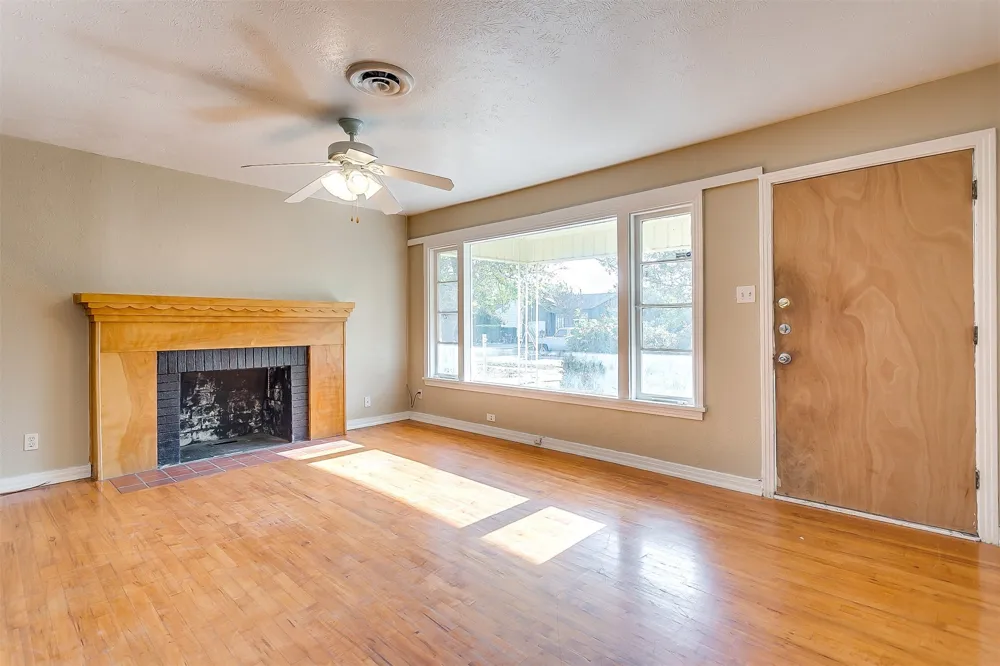 3928 Winfield Avenue Fort Worth, TX 76109