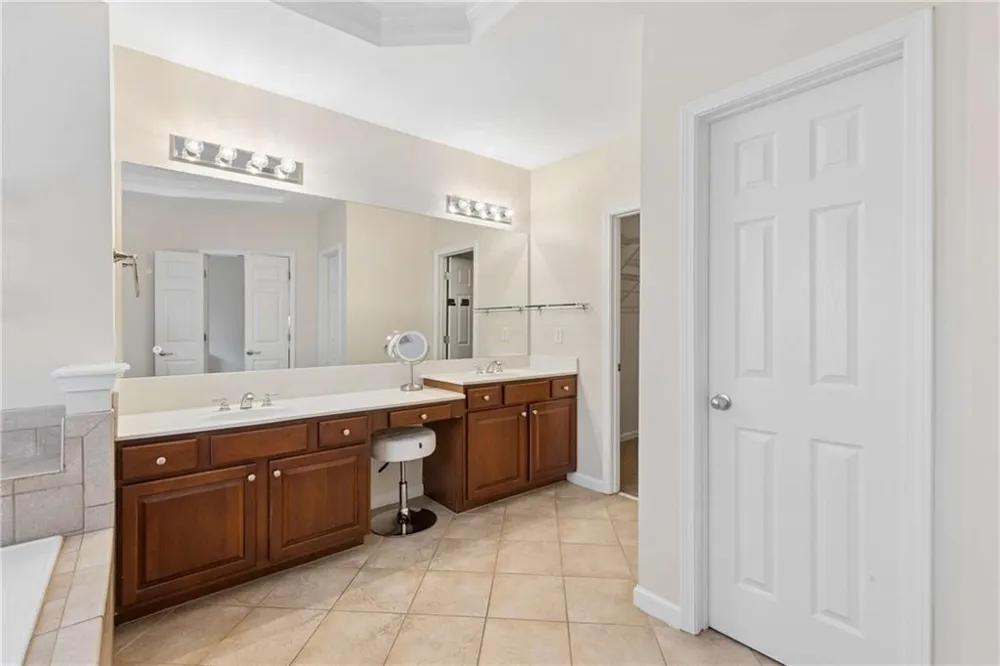 330 Holbrook Road #7 Smyrna, GA 30082