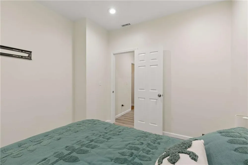 330 Holbrook Road #7 Smyrna, GA 30082